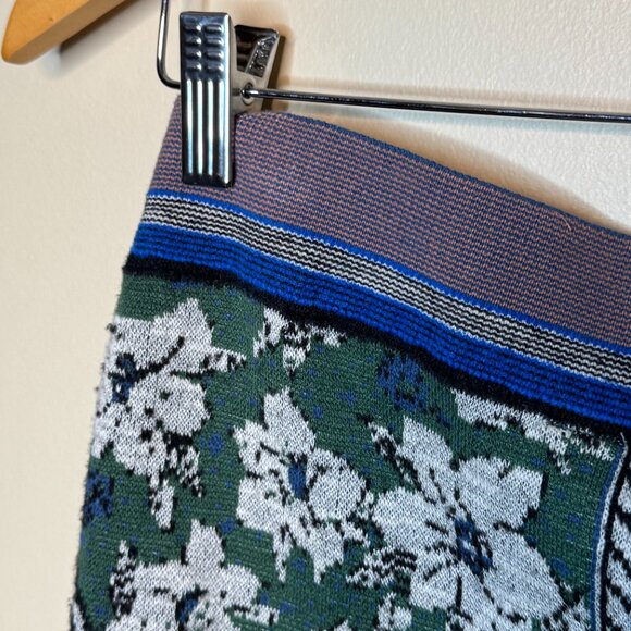 Anthropologie Moth Jacquard Floral Print Knit Skirt. Medium - Picture 7 of 7